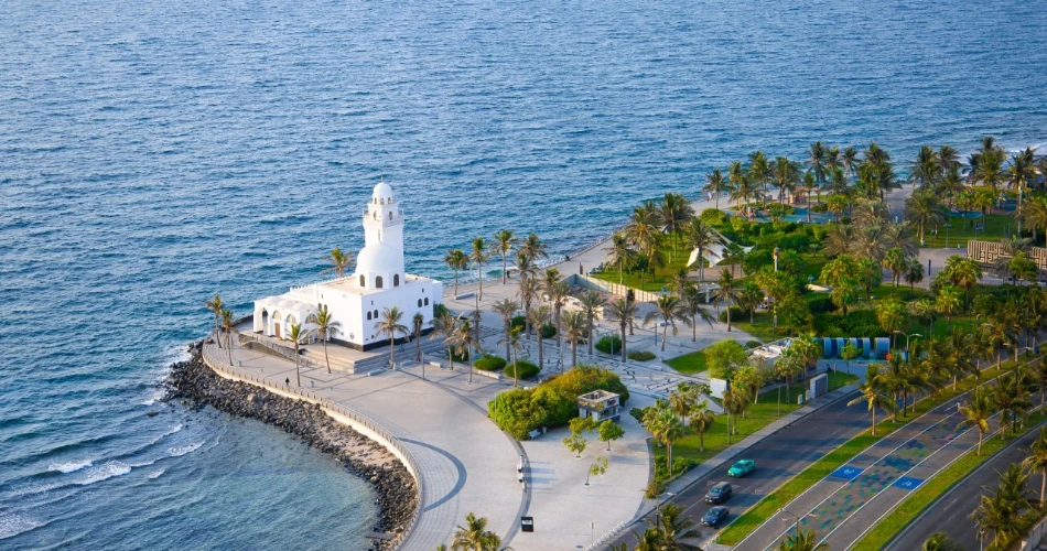 Best 10 Diving and Snorkeling Places in Jeddah & Nearby