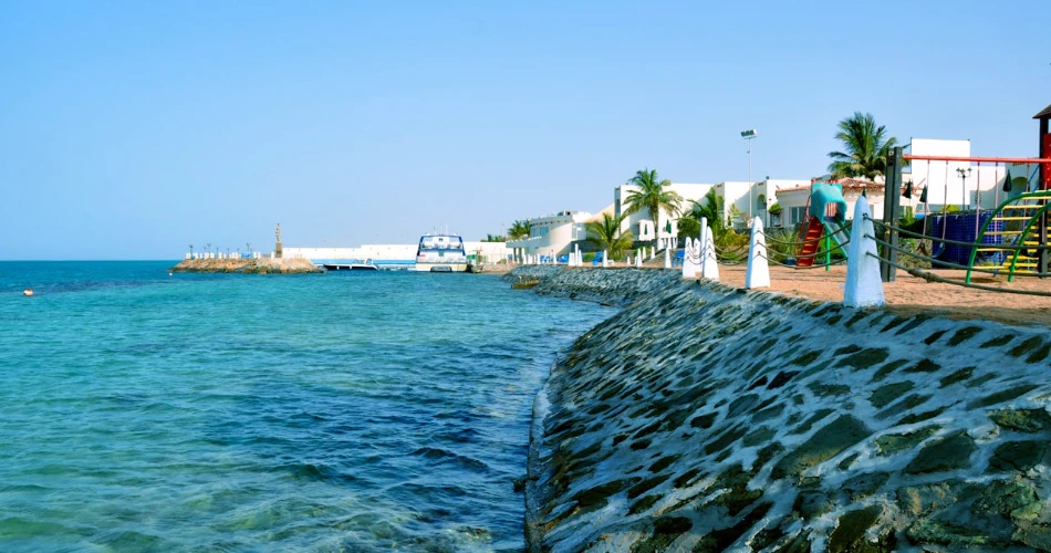 Best 10 Diving and Snorkeling Places in Jeddah & Nearby