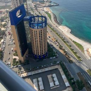 شقق بإطلالة بحرية في برج داماك جدة Jeddah