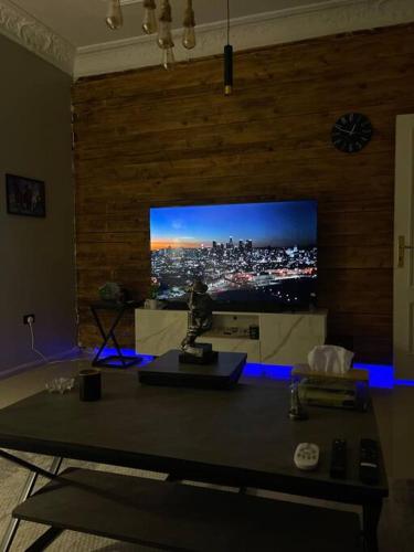 Modern Urban Crib