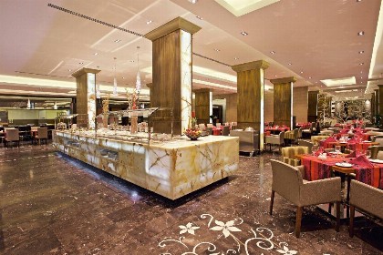 Crowne Plaza Jeddah - image 10