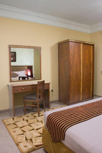 Safari Hotel Apartment - image 16
