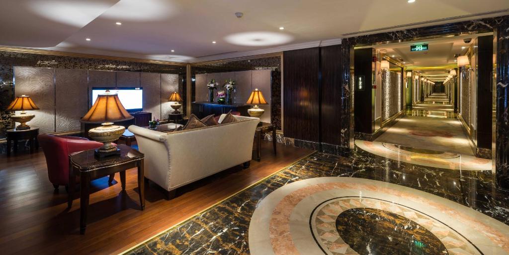Boudl Heraa Suites - image 3