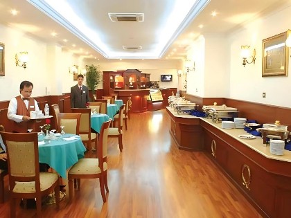 Royal Casablanca Hotel - image 18