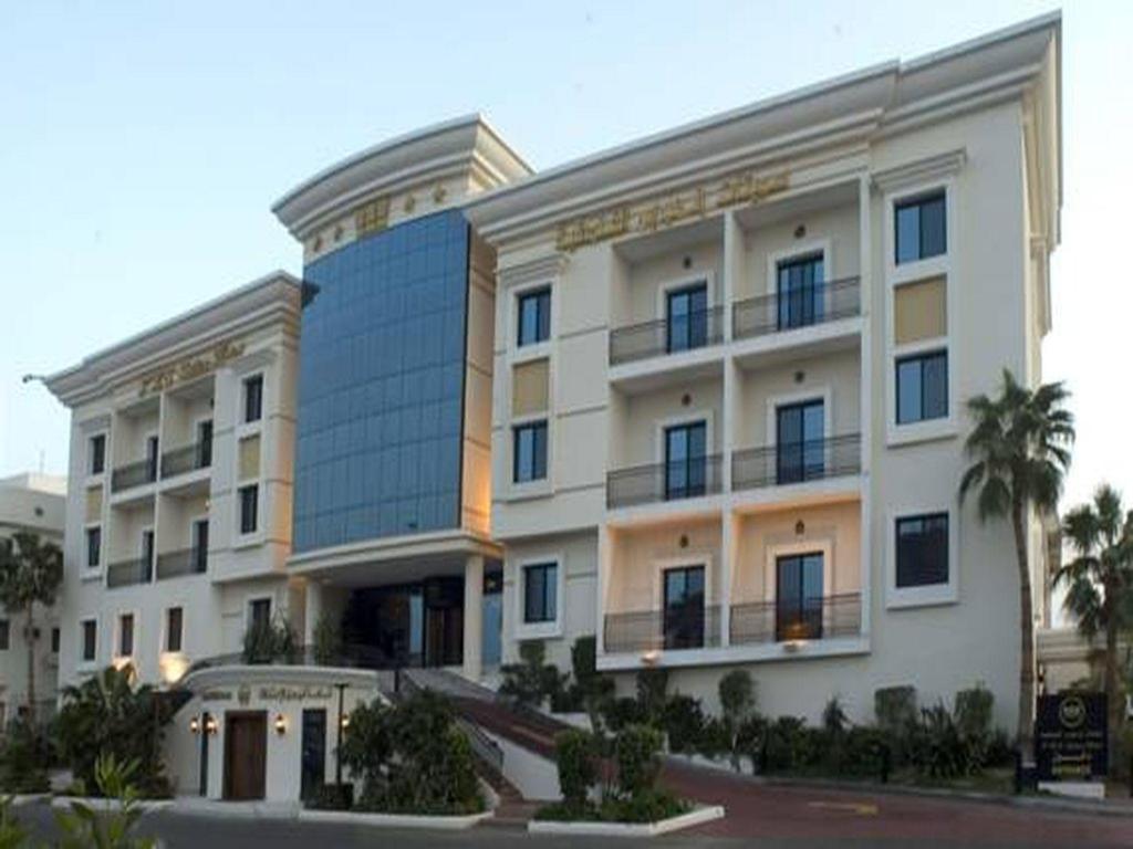 Issham Hotel - main image