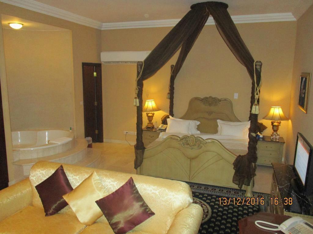 Issham Hotel - image 3