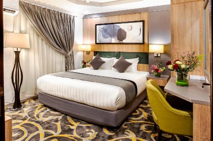 Laten Suites Prince Sultan - image 1