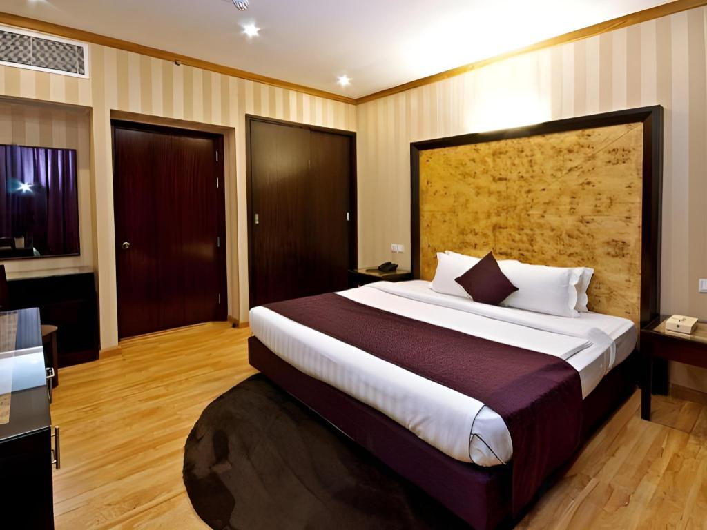 Al Hyatt Jeddah Continental Hotel - image 4