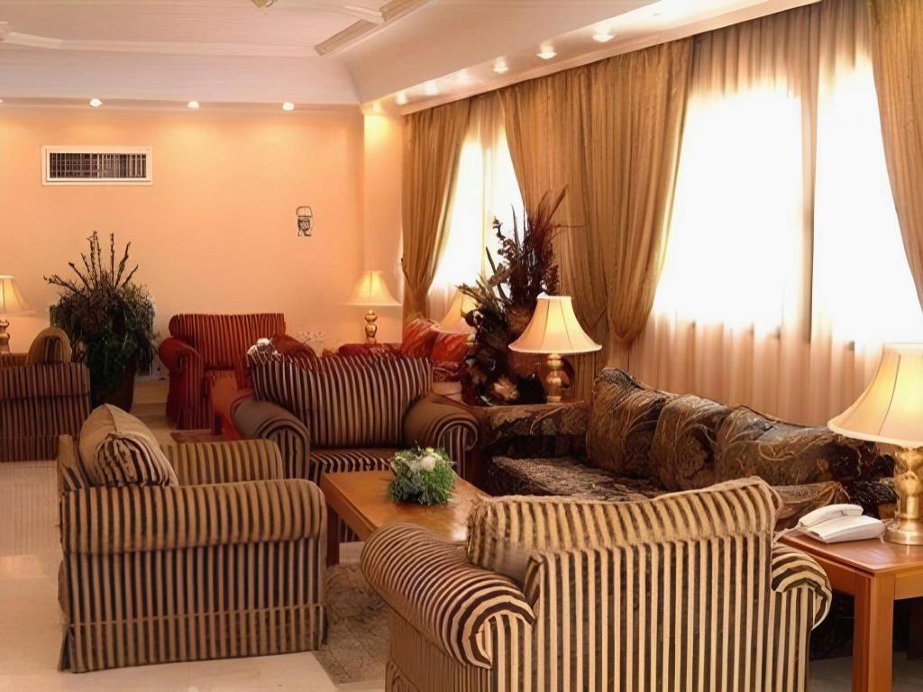 Al Hyatt Jeddah Continental Hotel - image 7