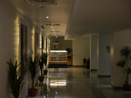 Jeddah Grand Beach Hotel - image 4