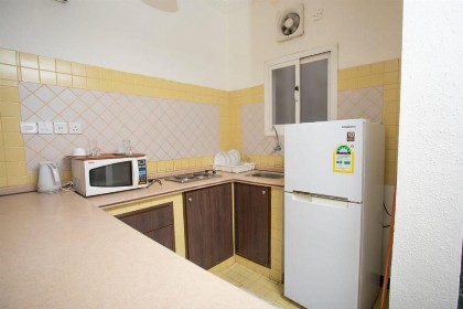 Delmon Hotel Suites - image 16