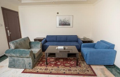 Delmon Hotel Suites - image 5