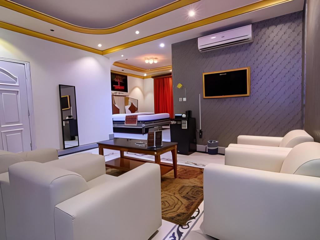 Al Nabarees Al Macy Hotel - image 2