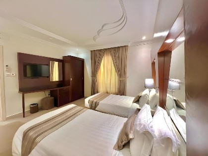 Loren Suites - image 19