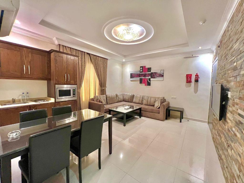 Loren Suites - image 3