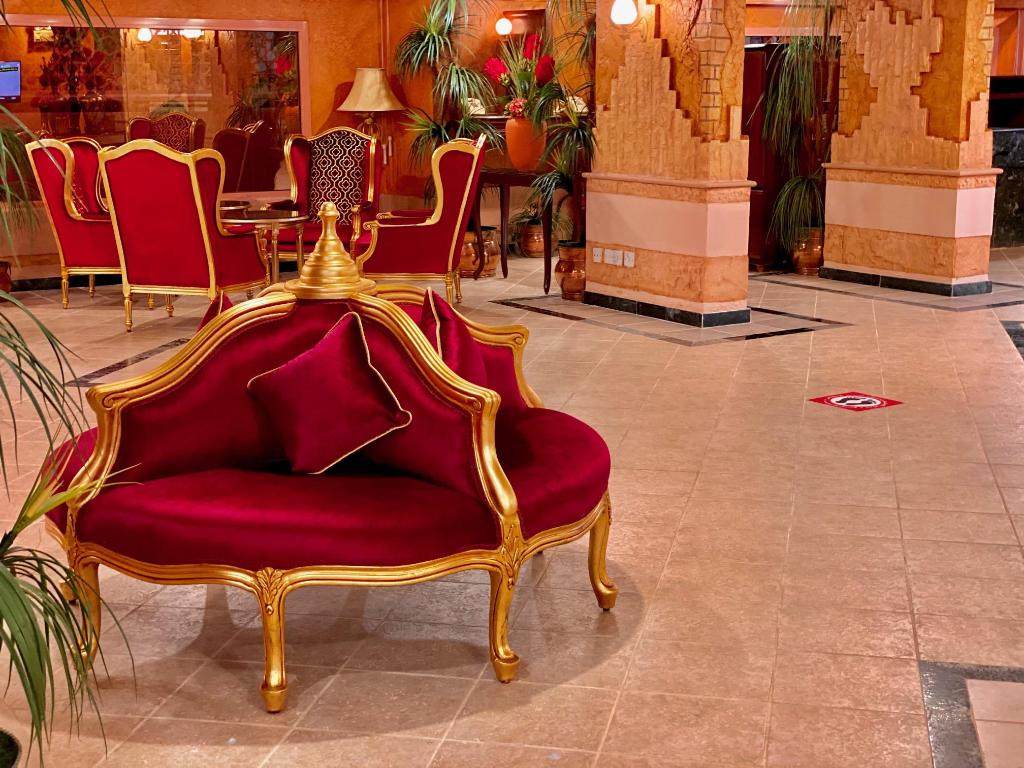 Rotana Hotel - image 6