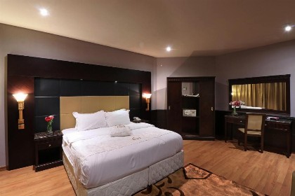 Orans Suites 4 - image 16