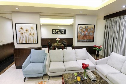 Orans Suites 4 - image 5