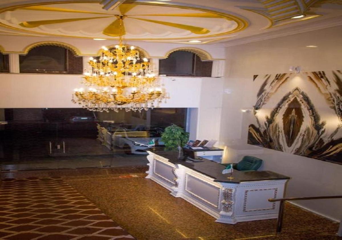 Qasr Al Nabarees ApartHotel - image 2