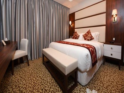 Grand Park Hotel - image 18