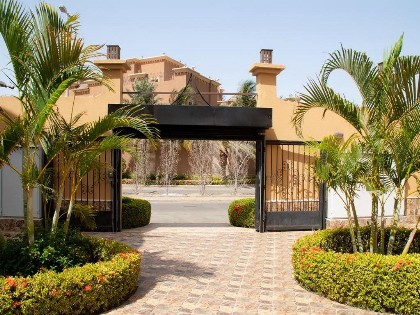 OYO 614 Jumeirah Villas - image 11