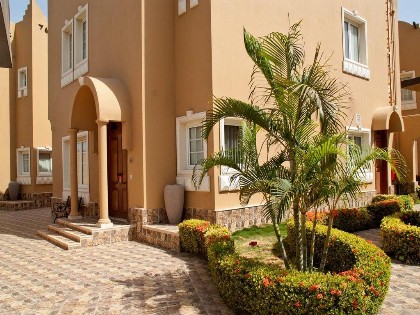 OYO 614 Jumeirah Villas - image 14