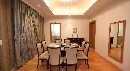 OYO 614 Jumeirah Villas - image 18