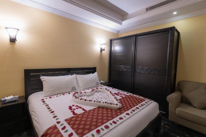 Rose Suite Operated by Suite Hotel Management - image 8