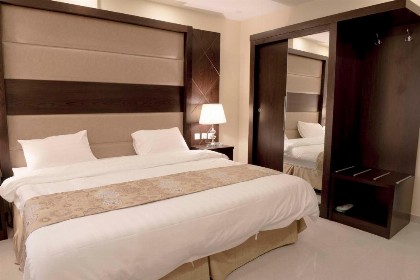 Rolana Furnished Apartments - image 17