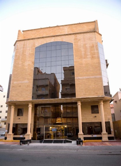 Rolana Furnished Apartments - image 4