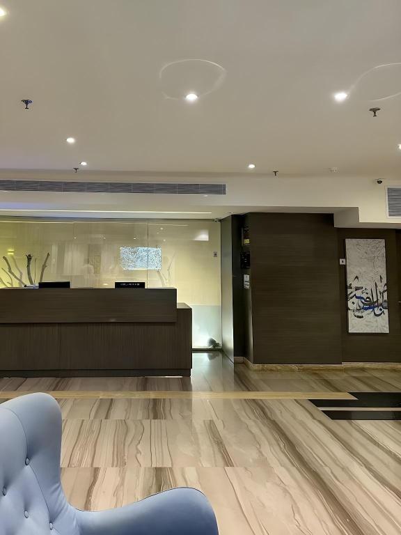 Loren Suites Corniche - image 3