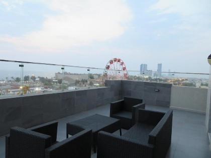 Loren Suites Corniche - image 4