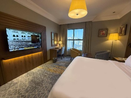 Crown Town Hotel - image 7