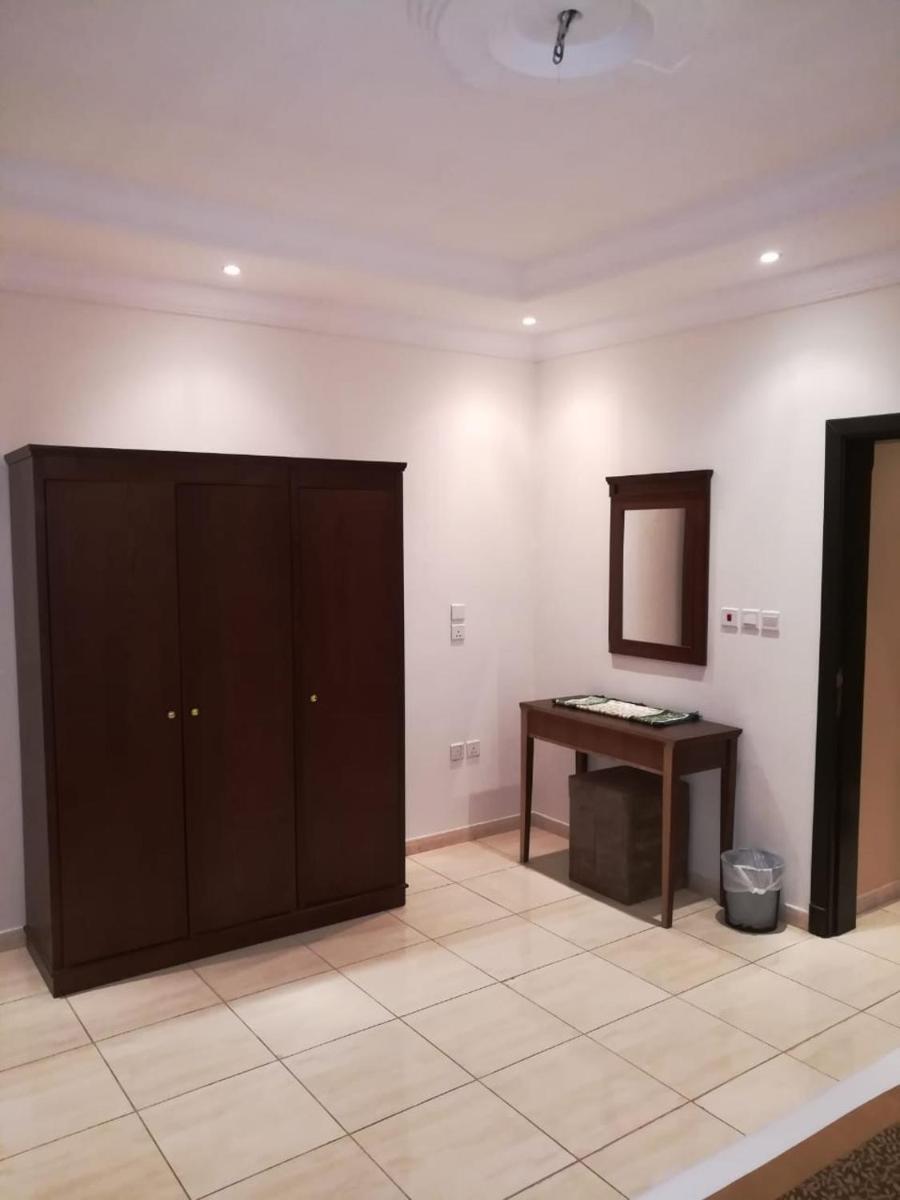 Leen Aparthotel - image 3