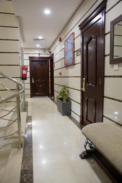 Sun Park Hotel Suites - image 12