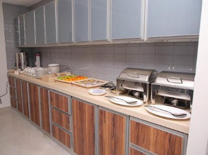 Al Raha Apartment Hotel - image 1
