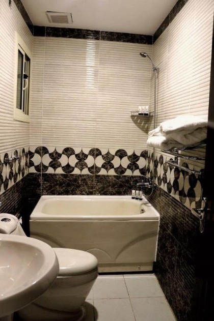 Mira Al Basateen Hotel - image 3