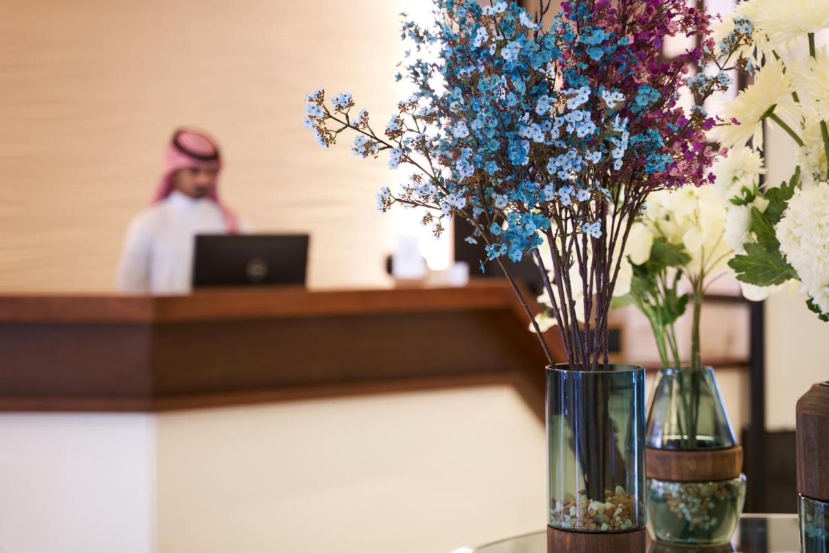 Diwan Residence Hotel- ِAlnaeem - image 3