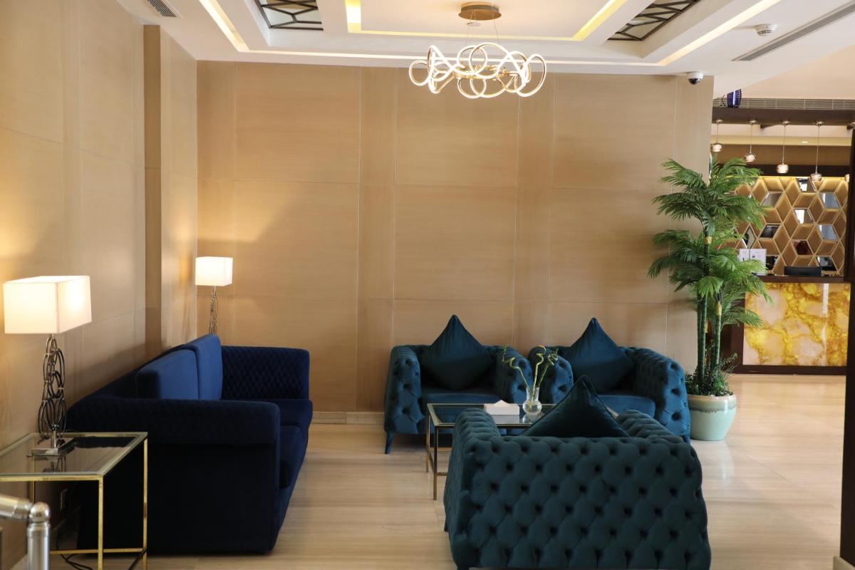 Diwan Residence Hotel- Alsalamah - image 2