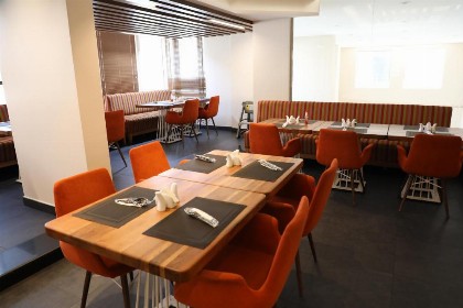 Diwan Residence Hotel- Alsalamah - image 6