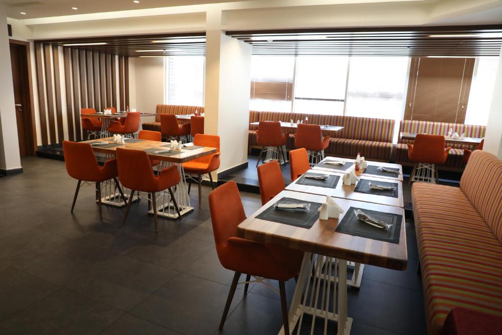 Diwan Residence Hotel- Alsalamah - image 7