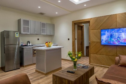 classical hotel suites - image 19