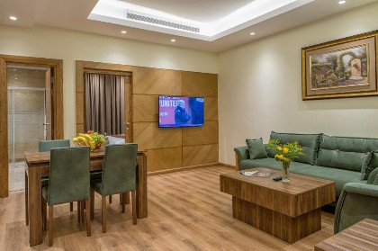 classical hotel suites - image 6