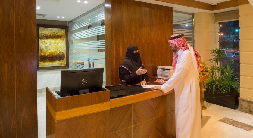 classical hotel suites - image 7