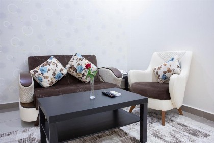 Dior Inn Apartment Hotel - image 8