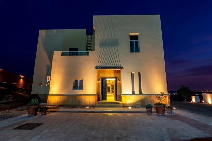 Tal Al-Jude Villa - image 17