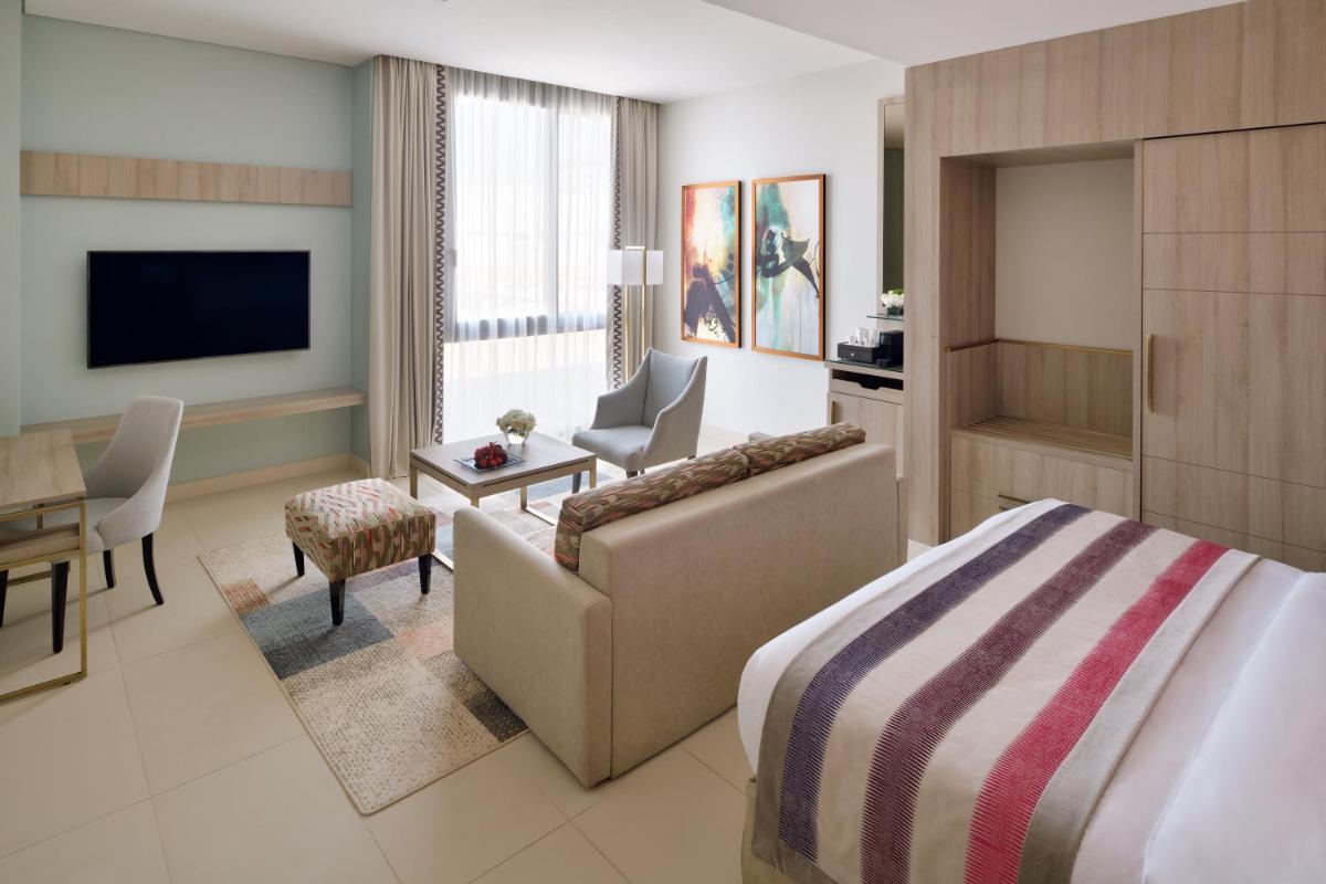 Mövenpick Hotel Tahlia Jeddah - image 3