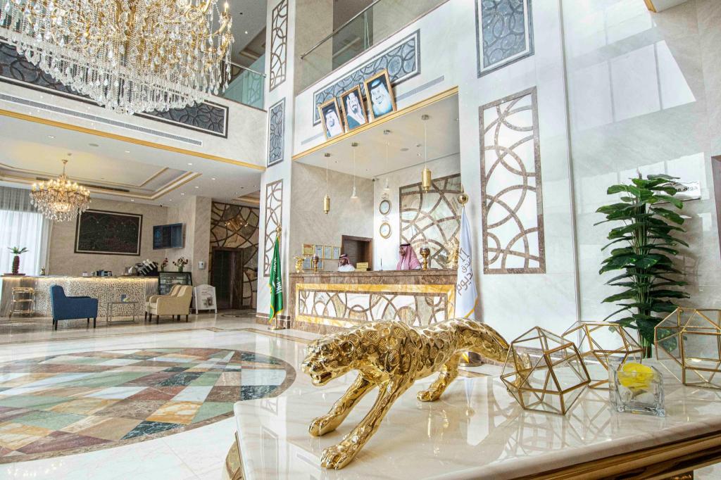 Iridium 70 Hotel - main image