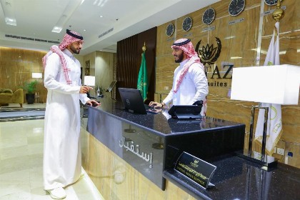 Lotaz Hotel Suites - Al Salamah - image 11