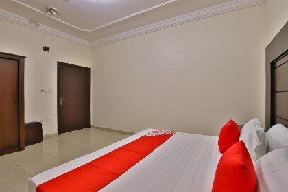 OYO 246 Hotel Hadeel Al Motamayezah - image 19